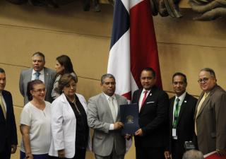 MINSA presenta proyecto de ley para abordaje de conductas suicidas