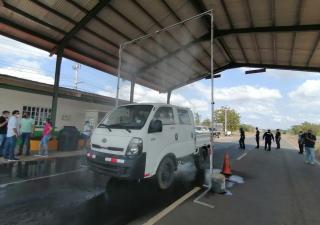 Herrera instala arco sanitario en la entrada de la provincia