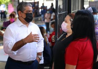 Reevaluar la decisión de bajar la puntuación, pide el ministro Sucre al Consejo de Certificación Médica 