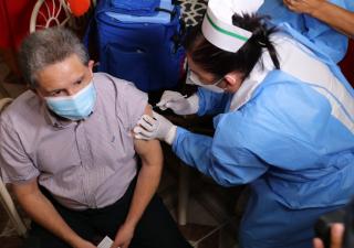 Vinimos a colocarle la vacuna al sr. Caballero": Eusebia de Copete