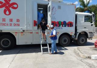 Clínica  Salud sobre Ruedas llega a Los Santos