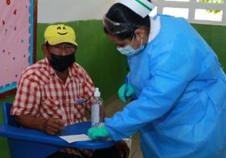 Jueves, día para vacunación de pacientes crónicos y embarazadas  