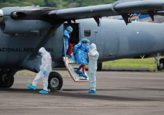  Se da traslado de 26 pacientes de COVID-19 desde Guna Yala a Panamá  