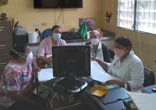 Supervisan programa de tuberculosis en Coclé