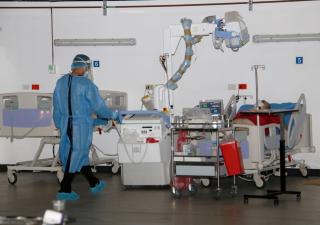 Tratamientos antivirales han disminuido impacto de sintomatología en pacientes Covid-19