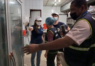 Salud realiza operativo nocturno en el sector de San Isidro