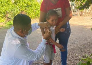 Chiricanos acuden en busca de sus vacunas