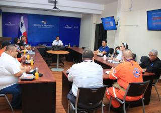 Centro Regulador de Urgencia y Manejo Médico se reúnen