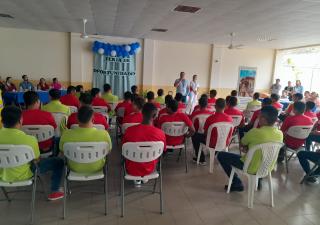En Herrera brindan feria de oportunidades a jóvenes recluidos en centro de cumplimiento