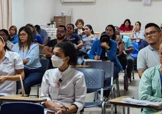 Médicos y enfermeras de Coclé se actualizan