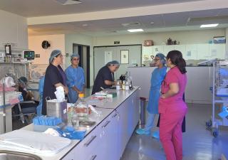 Fundación Canguro de Colombia visita el Hospital Dr.Luis "Chicho"Fabrega