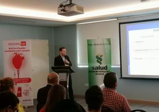 Funcionarios de salud participan en el " Simposio de Enfermedades Crónicas"