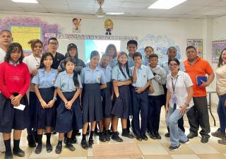  Equipo de Salud de la Región de Panamá Oeste continúa orientando a la población