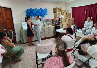 Refuerzan destrezas y conocimientos sobre lactancia materna
