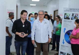 Autoridades verifican atención médica en el centro de Salud de Kuna Nega