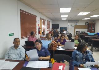 Funcionarios son capacitados para mayor eficiencia en el registro médico y estadístico de salud