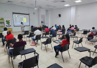 Más de 700 personas se capacitaron para adquirir el carné de salud en Bocas del Toro