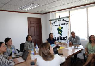 Minsa coordina estrategias para mejorar la atención en la Clínica de Terapia Antirretroviral y Clínica Amigable en Panamá Oeste