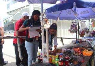 Minsa realiza operativo sorpresa a ventas ambulantes y  fondas en San Miguelito
