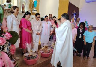 Inician actividades de la Cinta Rosada y Celeste en Colón