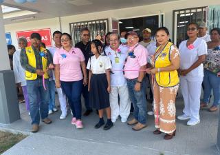 Bocas del Toro inicia la campaña de la Cinta Rosada y celeste