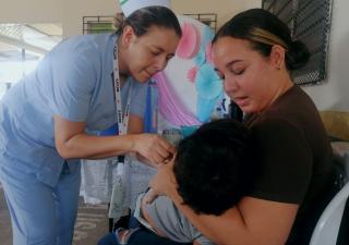Segunda vuelta de vacunación contra el sarampión en el distrito de Chitré