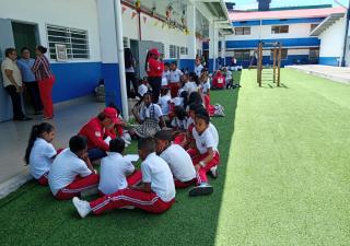 Continúa con la capacitación a estudiantes contra el dengue