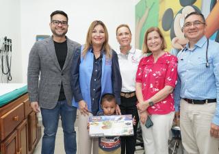 Refuerzan campaña de prevención del cáncer de mama y próstata en Centro de Salud de San Felipe