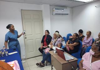 Realizan taller sobre el cáncer y la diabetes en el adulto mayor 