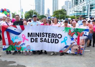 Minsa participa de la “Caminatón” en el cierre de la campaña  contra el cáncer