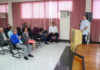 Director Regional de Salud de Los Santos participa de conversatorio sobre reformas a la CSS