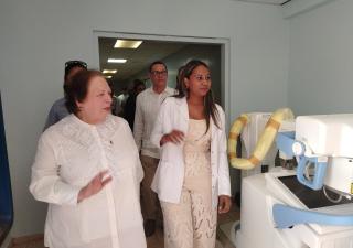 Hospital Dr. Cecilio Castillero de Chitré recibe  donación de equipo médico