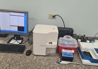 Instalan moderno equipo de laboratorio en Hospital Rural de Tonosí