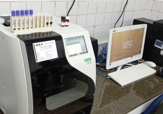Instalan moderno equipo de laboratorio en el centro de salud de Chame