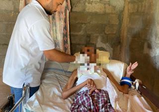 Programa de Cuidados Paliativos lleva donaciones y acompañamiento a pacientes en Macaracas 