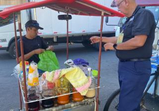 Puestos transitorios de comida  cumplen con normas sanitarias en David