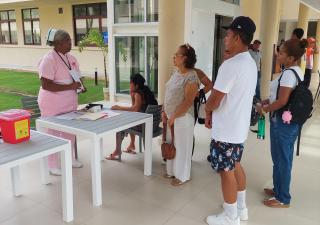 Minsa en Colón se hace presente en feria deportiva