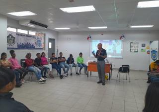 Región de Salud de Colón orienta a adolescentes en tema de prevención para cuidar la salud