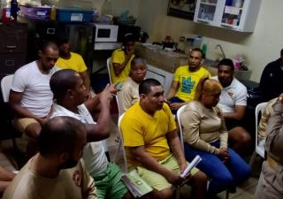 Orientan a privados de libertad sobre acciones contra el dengue en el  Centro de rehabilitación de Nueva Esperanza
