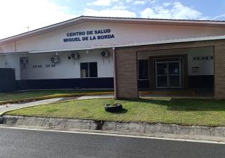 Centro de salud Miguel de la Borda programa limpieza en la comunidad