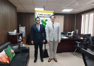 Cónsul de Panamá en Río de Janeiro visitó la sede regional Metropolitana de Salud
