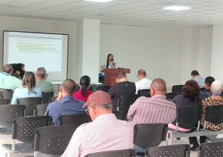Región Metropolitana capacita y realiza taller para inspectores de Saneamiento Ambiental 