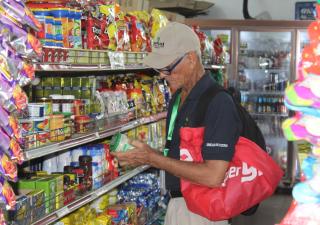 Salud realiza operativo sorpresa y detecta irregularidades en establecimientos de alimentos