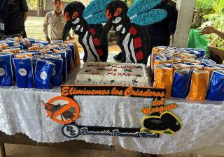 Imparten charlas sobre malaria a niños de la comunidad de Victoriano Lorenzo en el área del Lago Alajuela