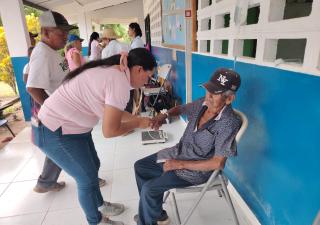 Realizan gira médica integral en la comunidad de Mata Redonda en el distrito de Las Palmas 