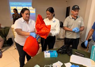 Fortalecen medidas de bioseguridad y desinfección en instalaciones de salud de Herrera