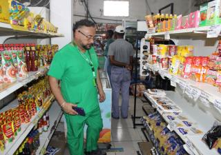 Minsa continúa con los operativos en locales de expendios de alimentos en San Miguelito