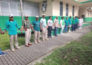 Colón organizó cadena humana por el Día mundial del Medio Ambiente