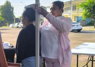 Gira de atención médica beneficia a 188 personas de Antón