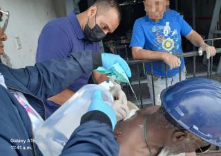 Equipo de Salud apoya afectados por incendio en Río Abajo